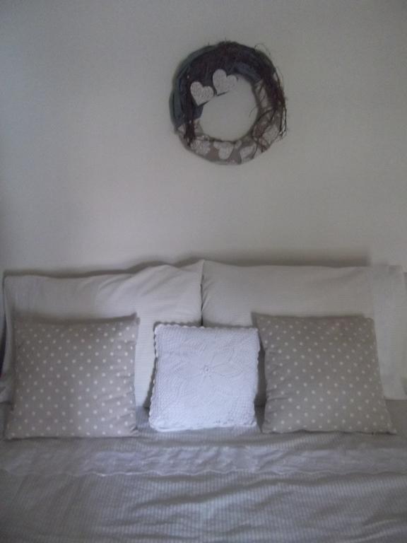 Tulipanos Vendeghaz Apartment Obanya Екстериор снимка