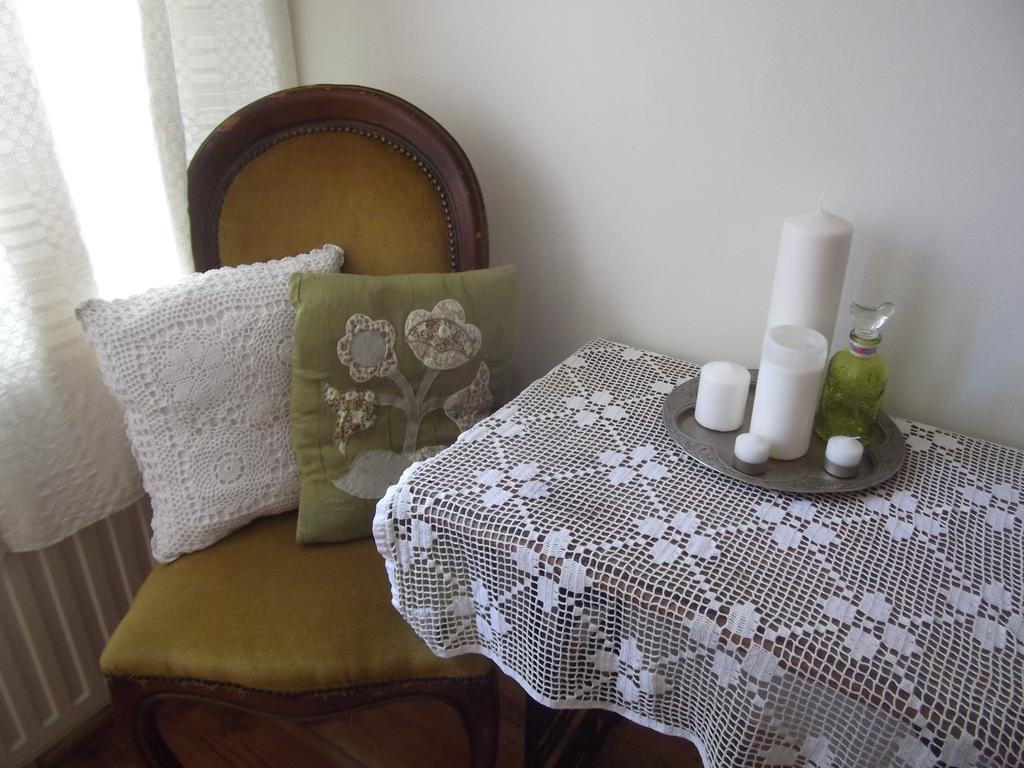Tulipanos Vendeghaz Apartment Obanya Екстериор снимка