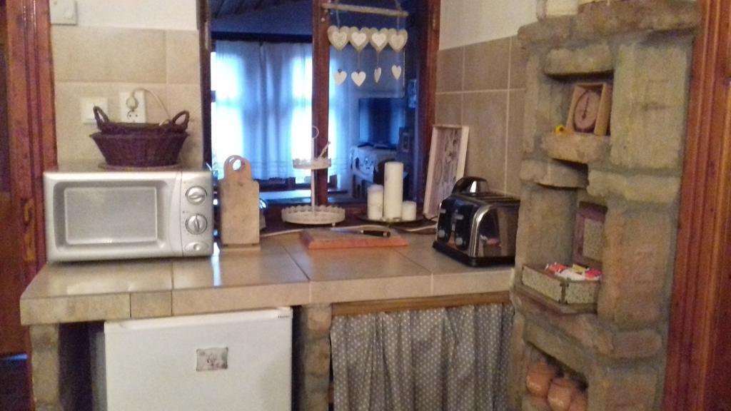 Tulipanos Vendeghaz Apartment Obanya Екстериор снимка